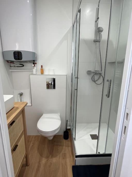 Ferienwohnung Studio Au Coeur De Caen-Renove Exterior foto